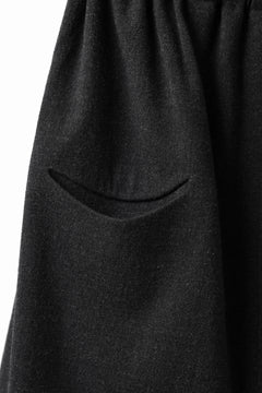 画像をギャラリービューアに読み込む, SOSNOVSKA RALL WOOLEN PANTS (BLACK)