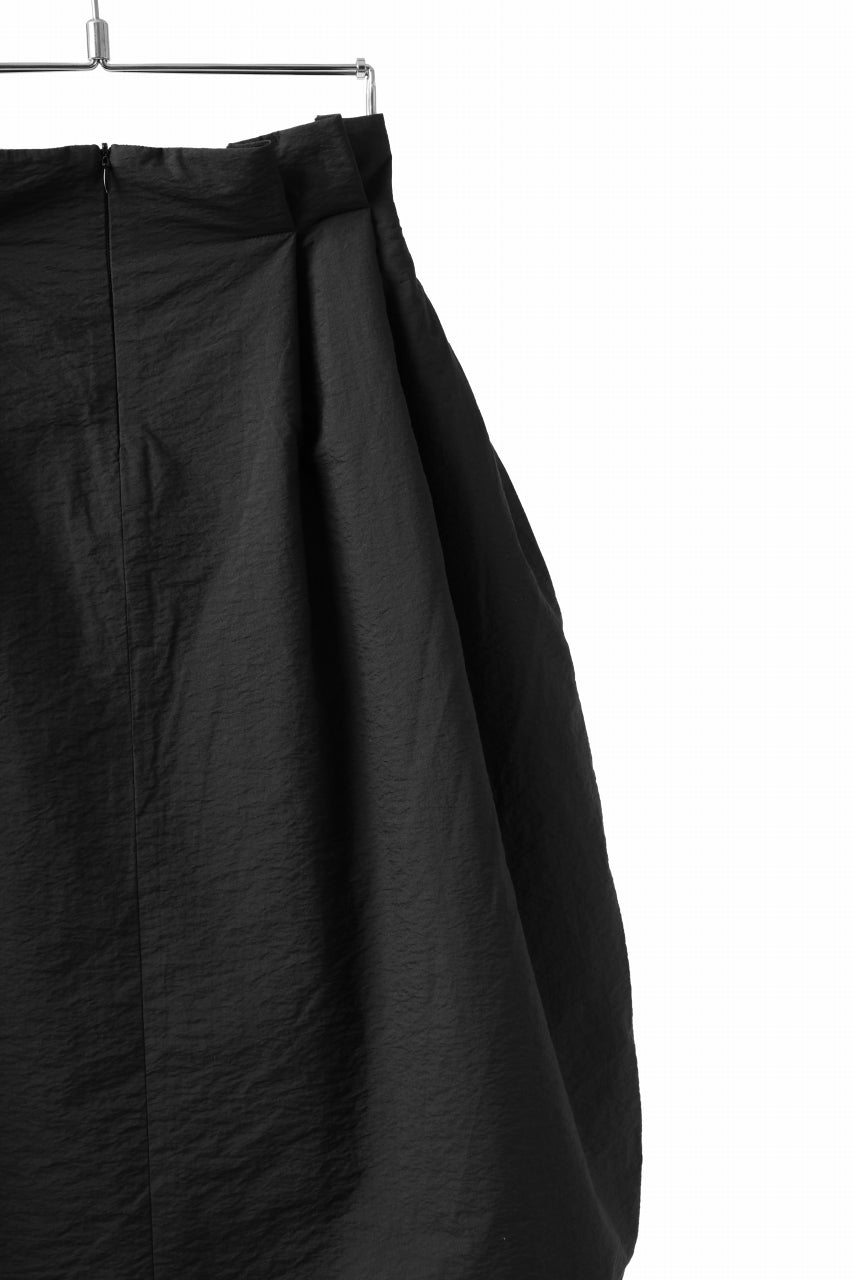 画像をギャラリービューアに読み込む, SOSNOVSKA AMPLE FOLDS SKIRT (BLACK)