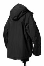 画像をギャラリービューアに読み込む, D-VEC x ALMOSTBLACK HOODED JACKET / GORE-TEX PRODUCT 2L PRIMALOFT SHELL (BLACK)