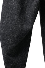 画像をギャラリービューアに読み込む, YUTA MATSUOKA wide taper cropped pants / british wool melton including kempi (charcoal gray)