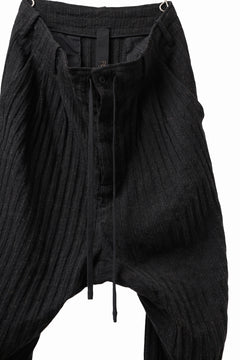 画像をギャラリービューアに読み込む, forme d&#39;expression 2-Tucked Sarouel Pants (Black)