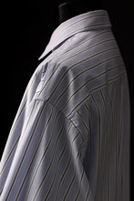 画像をギャラリービューアに読み込む, FACETASM ASSYMETRICAL BELTED STRIPE SHIRT (BLUE x WHITE)