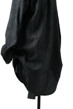 画像をギャラリービューアに読み込む, SOSNOVSKA EXTENDED THREADS SHIRT (BLACK)