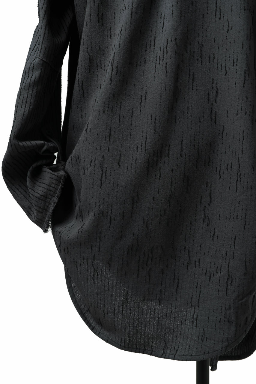 画像をギャラリービューアに読み込む, SOSNOVSKA EXTENDED THREADS SHIRT (BLACK)