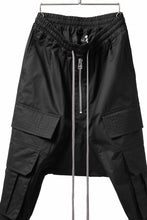 Load image into Gallery viewer, A.F ARTEFACT FRONT ZIP CARGO SAROUEL EASY PANTS (BLACK)