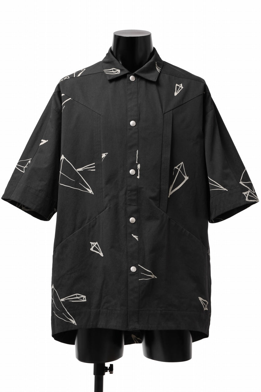 画像をギャラリービューアに読み込む, A.F ARTEFACT PYRA PATTERN PRINT H/S COVER-ALL SHIRT (BLACK)