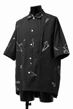 画像をギャラリービューアに読み込む, A.F ARTEFACT PYRA PATTERN PRINT H/S COVER-ALL SHIRT (BLACK)