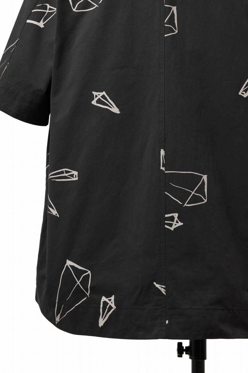 画像をギャラリービューアに読み込む, A.F ARTEFACT PYRA PATTERN PRINT H/S COVER-ALL SHIRT (BLACK)