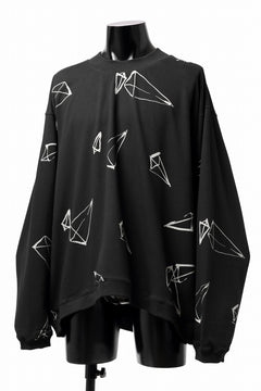 画像をギャラリービューアに読み込む, A.F ARTEFACT PYRA PATTERN PRINT CREW NECK TOPS (BLACK)