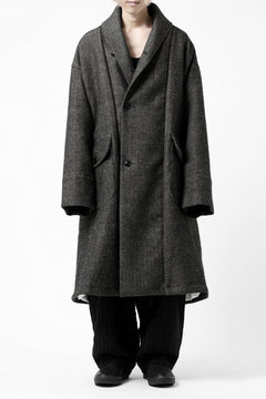 画像をギャラリービューアに読み込む, KLASICA SAULT FOLK DOUBLE BREASTED OVER COAT / CLASSIC HERRING BONE (BLACK)
