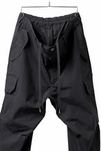 画像をギャラリービューアに読み込む, ISAMU KATAYAMA BACKLASH WIDE CARGO PANTS / STRETCH TYPEWRITER CLOTH (BLACK)