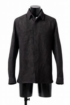 画像をギャラリービューアに読み込む, ISAMU KATAYAMA BACKLASH REVERSE LEATHER SHIRT / DOUBLE DYED - JP WET WHITE CALF (BLACK)