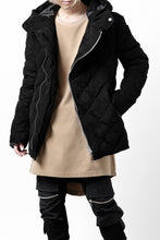画像をギャラリービューアに読み込む, ISAMU KATAYAMA BACKLASH HOODED DOWN JACKET / KANGAROO REVERSE + POLISH WHITE GOOSE (BLACK)