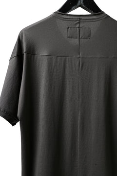 画像をギャラリービューアに読み込む, Hannibal. Hidden Button Placket T-Shirt / adrian 111. (STONE)
