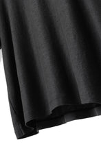 Load image into Gallery viewer, CAPERTICA OVERSIZED ASYMMETRY TEE / LINEN HEAVY JERSEY (ANTIQUE BLACK)