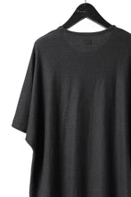 Load image into Gallery viewer, CAPERTICA OVERSIZED ASYMMETRY TEE / LINEN HEAVY JERSEY (ANTIQUE BLACK)