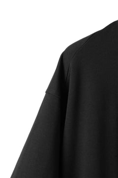 Load image into Gallery viewer, CAPERTICA OVERSIZED H/S TEE / SUVIN COTTON COMPACT JERSEY (BLACK)