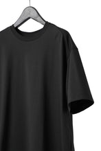 Load image into Gallery viewer, CAPERTICA OVERSIZED H/S TEE / SUVIN COTTON COMPACT JERSEY (CHARCOAL)