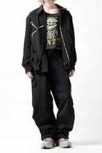 画像をギャラリービューアに読み込む, ISAMU KATAYAMA BACKLASH WIDE CARGO PANTS / STRETCH TYPEWRITER CLOTH (BLACK)
