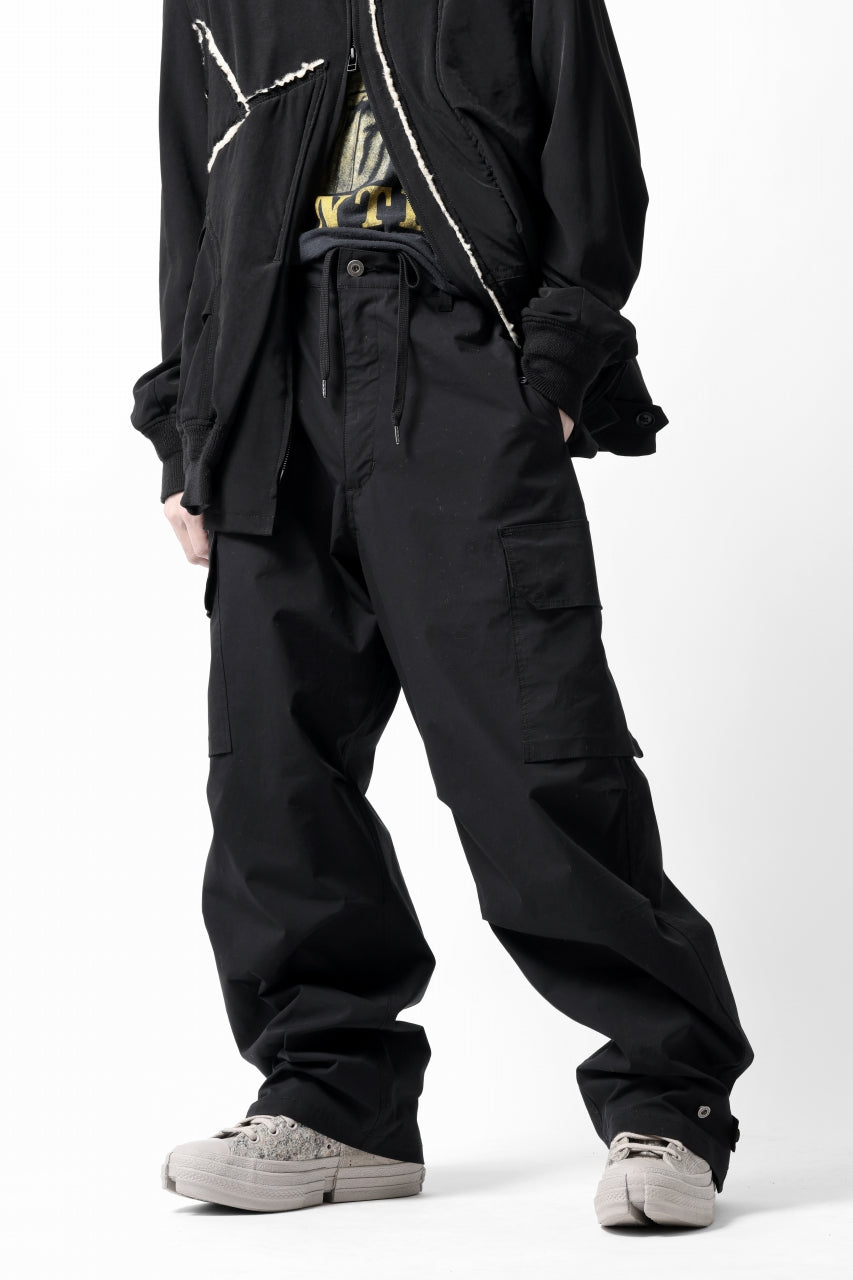 ISAMU KATAYAMA BACKLASH WIDE CARGO PANTS / STRETCH TYPEWRITER CLOTH (BLACK)