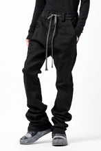 画像をギャラリービューアに読み込む, A.F ARTEFACT FLARE LONG PANTS / HI-STRETCH DENIM (BLACK)