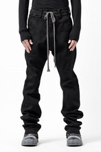 画像をギャラリービューアに読み込む, A.F ARTEFACT FLARE LONG PANTS / HI-STRETCH DENIM (BLACK)