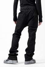 画像をギャラリービューアに読み込む, A.F ARTEFACT FLARE LONG PANTS / HI-STRETCH DENIM (BLACK)