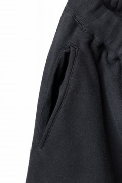 画像をギャラリービューアに読み込む, DEFORMATER.® THREE PROCESSING SWEAT JOGGER PANT - DYED/BIO/FROST EFFECT (VINTAGE BLACK)