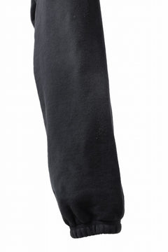 画像をギャラリービューアに読み込む, DEFORMATER.® THREE PROCESSING SWEAT JOGGER PANT - DYED/BIO/FROST EFFECT (VINTAGE BLACK)