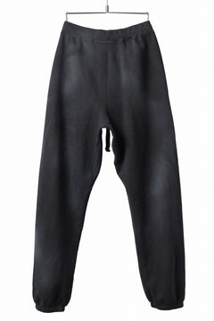 画像をギャラリービューアに読み込む, DEFORMATER.® THREE PROCESSING SWEAT JOGGER PANT - DYED/BIO/FROST EFFECT (VINTAGE BLACK)