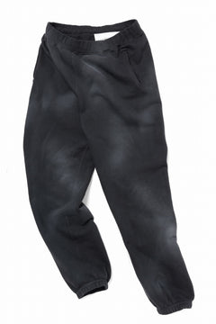 画像をギャラリービューアに読み込む, DEFORMATER.® THREE PROCESSING SWEAT JOGGER PANT - DYED/BIO/FROST EFFECT (VINTAGE BLACK)