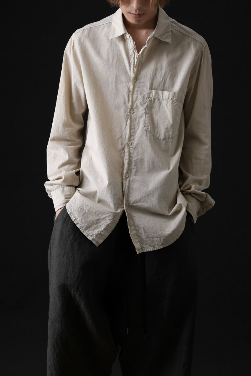 Load image into Gallery viewer, daub PLAIN COLLAR SHIRT / COLD DYED ORGANIC COTTON (SAND)