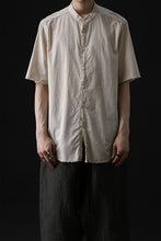 Load image into Gallery viewer, daub DYEING MINIMAL SS SHIRT / ORGANIC COTTON (SAND)