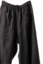 画像をギャラリービューアに読み込む, YUTA MATSUOKA easy darts pants / brushed linen canvas (brown)