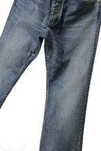 Load image into Gallery viewer, ISAMU KATAYAMA BACKLASH FLARED DENIM PANTS / 13oz STRETCH DENIM (INDIGO)