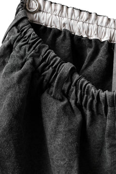 画像をギャラリービューアに読み込む, YUTA MATSUOKA exclusive easy darts pants / high-density linen jp paper (bincho ink black)