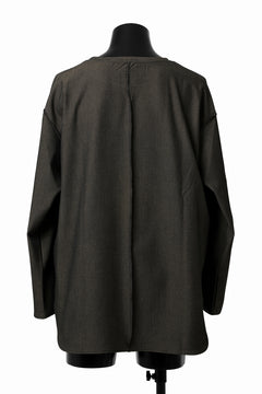 Load image into Gallery viewer, ISAMU KATAYAMA BACKLASH ROUND HEM L/S TOPS / STRETCH HEAT STORAGE FLEECE (KHAKI)