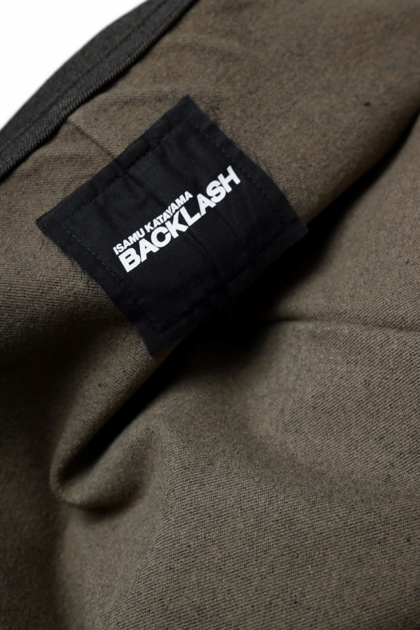 Load image into Gallery viewer, ISAMU KATAYAMA BACKLASH ROUND HEM L/S TOPS / STRETCH HEAT STORAGE FLEECE (KHAKI)