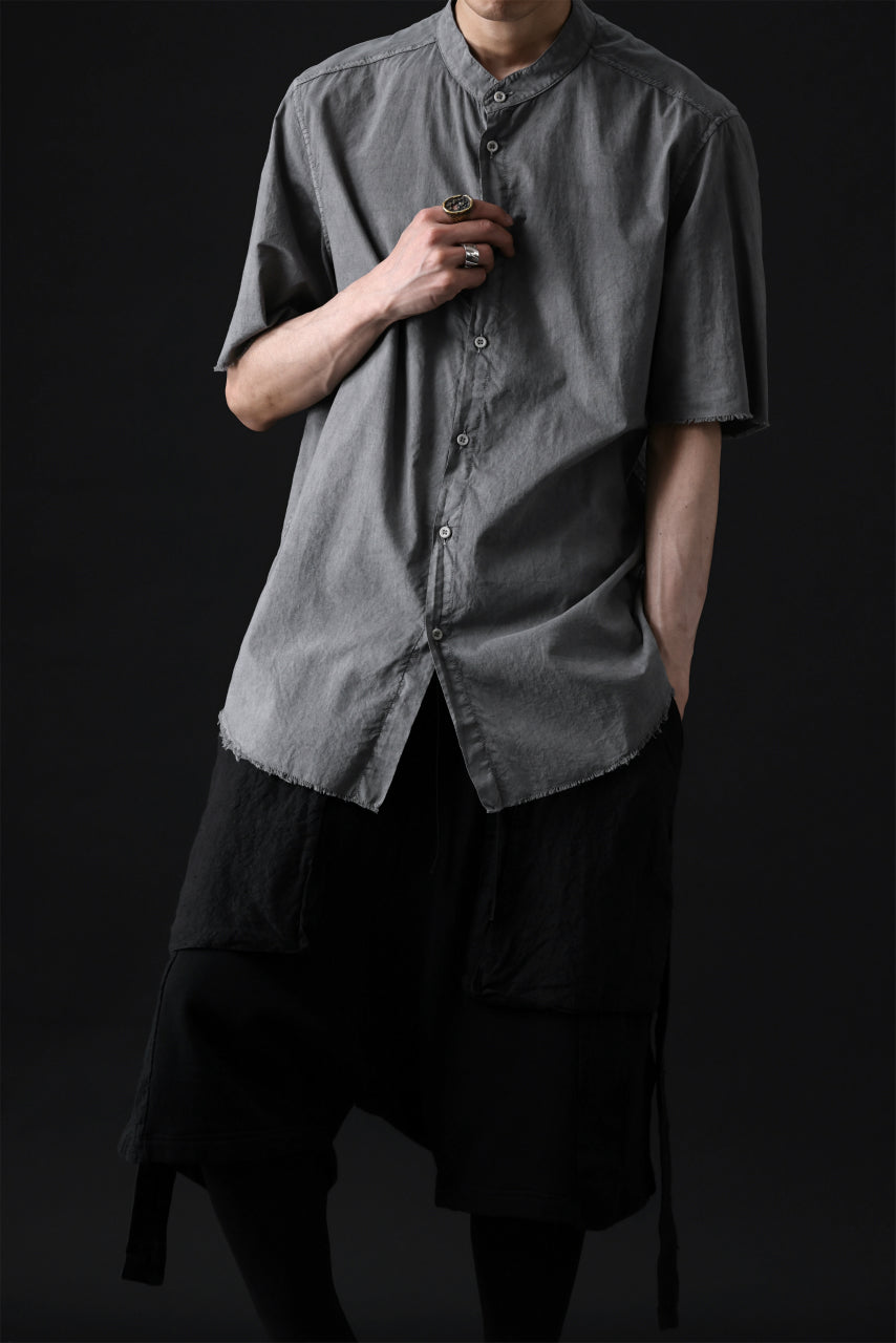 Load image into Gallery viewer, daub SHORT SLEEVE SHIRT / COLD DYED ORGANIC COTTON (GREY)