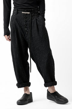 画像をギャラリービューアに読み込む, KLASICA SABRON CONSTRUCTED TROUSERS / LIGHT WEIGHT BLUR STRIPES (INK BLACK)