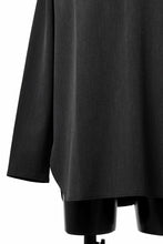 画像をギャラリービューアに読み込む, ISAMU KATAYAMA BACKLASH ROUND HEM L/S TOPS / STRETCH HEAT STORAGE FLEECE (GREY)