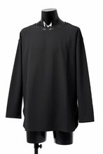 Load image into Gallery viewer, ISAMU KATAYAMA BACKLASH ROUND HEM L/S TOPS / STRETCH FLEECE (BLACK)
