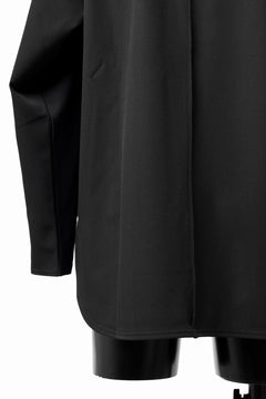 Load image into Gallery viewer, ISAMU KATAYAMA BACKLASH ROUND HEM L/S TOPS / STRETCH FLEECE (BLACK)