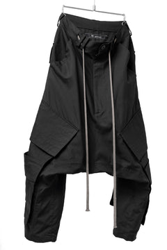 画像をギャラリービューアに読み込む, A.F ARTEFACT D-CLOTCH BIG CARGO CROPPED PANTS (BLACK)