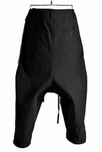 画像をギャラリービューアに読み込む, N/07 "MAUSK Detail"  Three Dimensional Wide Tuck & Dart Cropped Pants with Draw Code (BLACK)