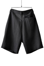 Load image into Gallery viewer, blackcrow linen-cotton woven short trousers (BLACK)