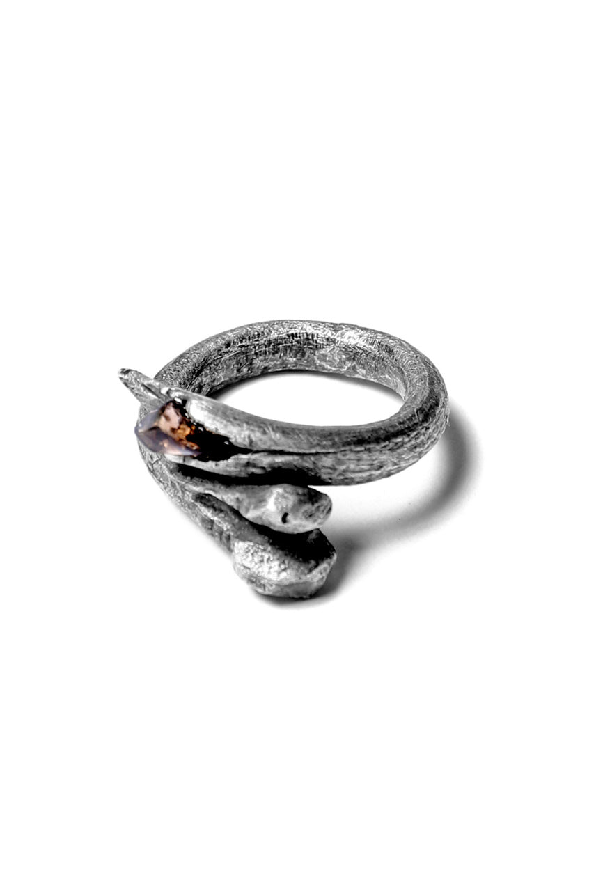 画像をギャラリービューアに読み込む, Holzpuppe exclusive Bone ring with Smoke Quartz