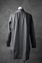 Load image into Gallery viewer, KLASICA STRIPED HERRINGBONE LINEN SHIRT / GARMENT WASHED (NAVY)