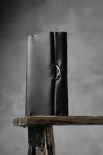 Load image into Gallery viewer, KLASICA LONG WALLET / TEMPESTI OILED COW BENDS LEATHER (BLACK)