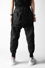 画像をギャラリービューアに読み込む, thomkrom EASY POCKETED PANTS (BLACK)
